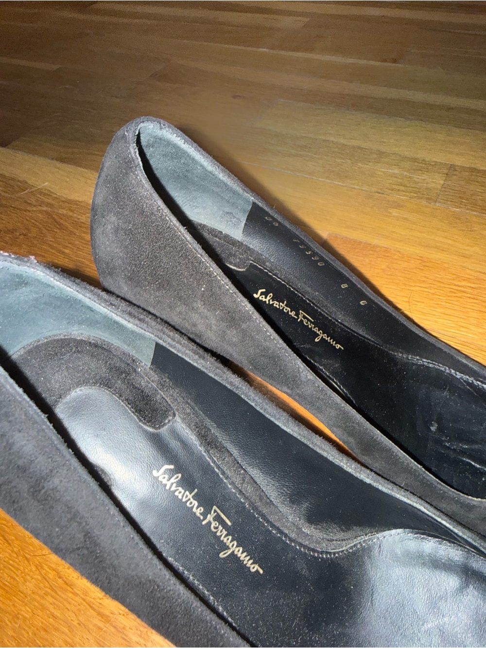Salvatore Ferragamo Made In Italy Arezzo 85 Black Calf Leather Heels Size 8US - Picture 5 of 10